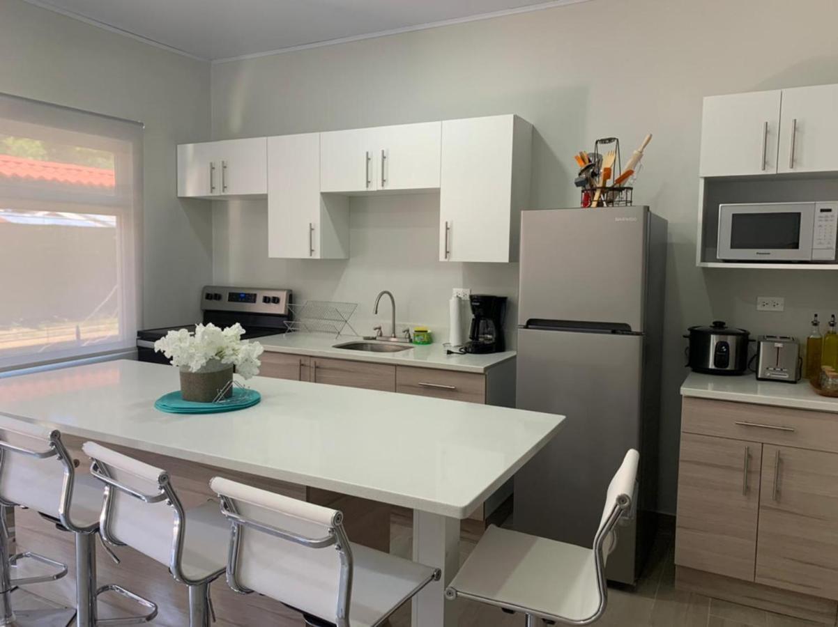 Apartamentos Ganesha Jacó Exterior foto